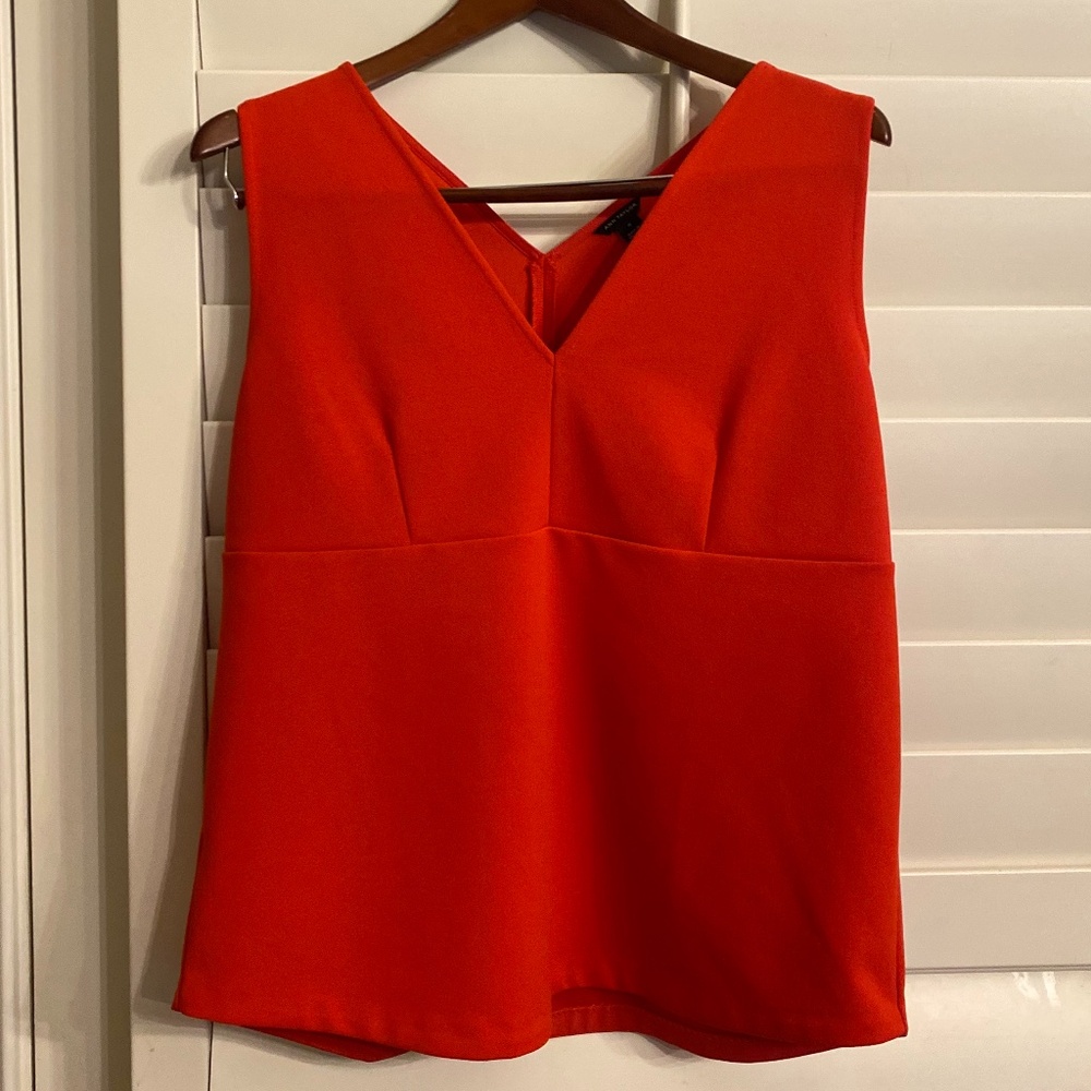 Ann Taylor Women's Sleeveless Dress Top Size Medium Color Tomato Red